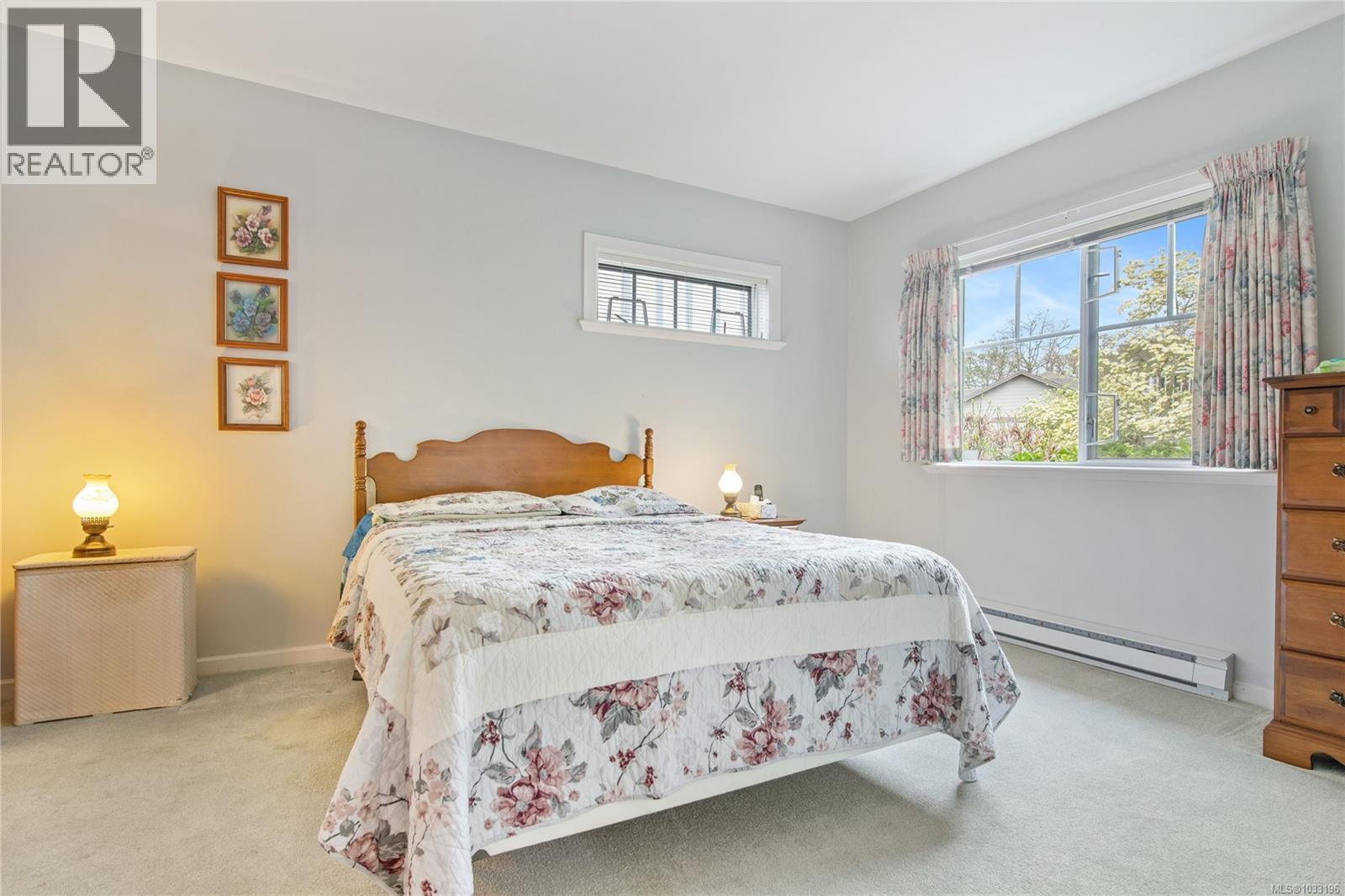 #4 4073 Blackberry Lane - 16
