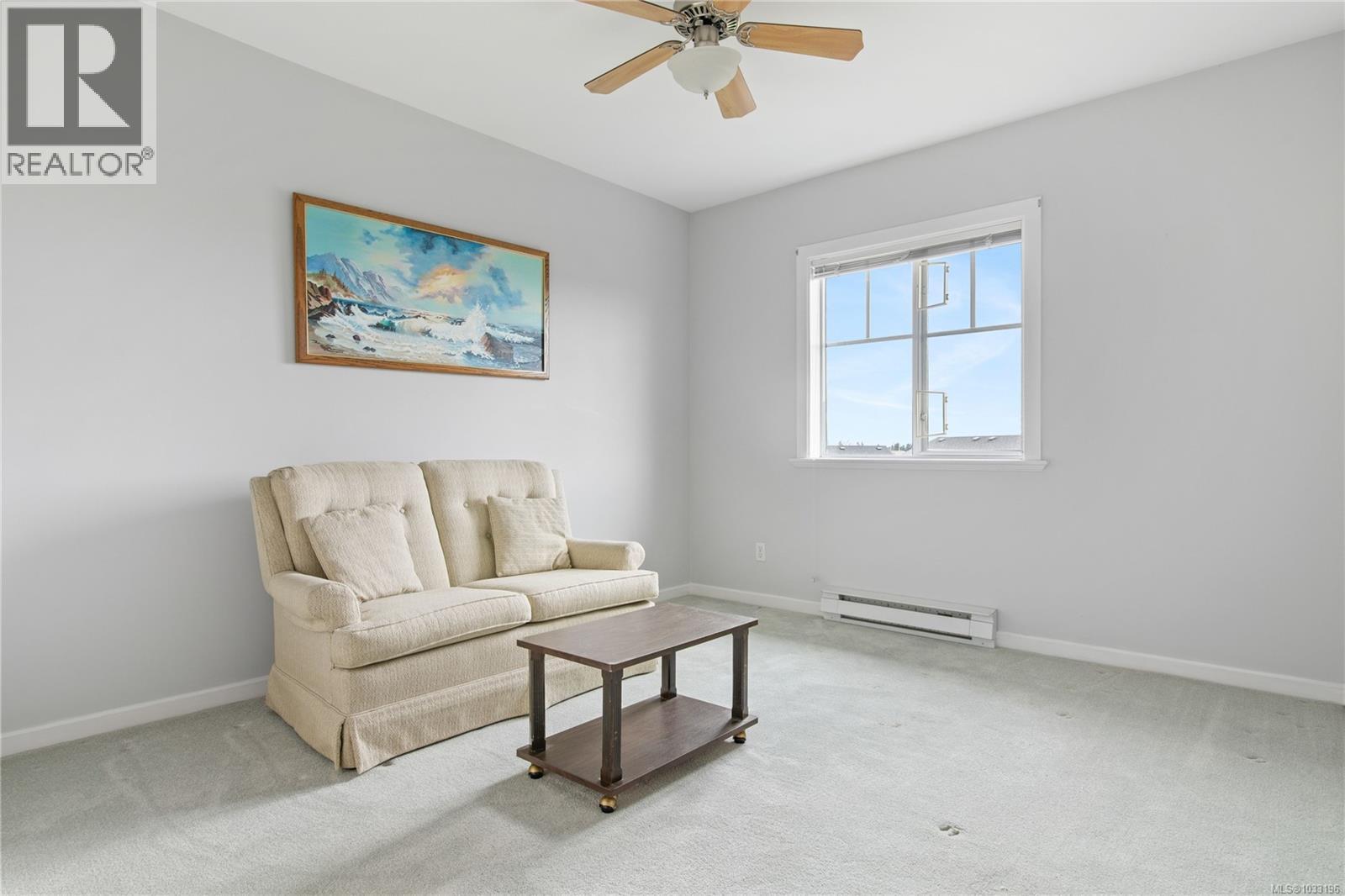 4 4073 Blackberry Lane, Saanich