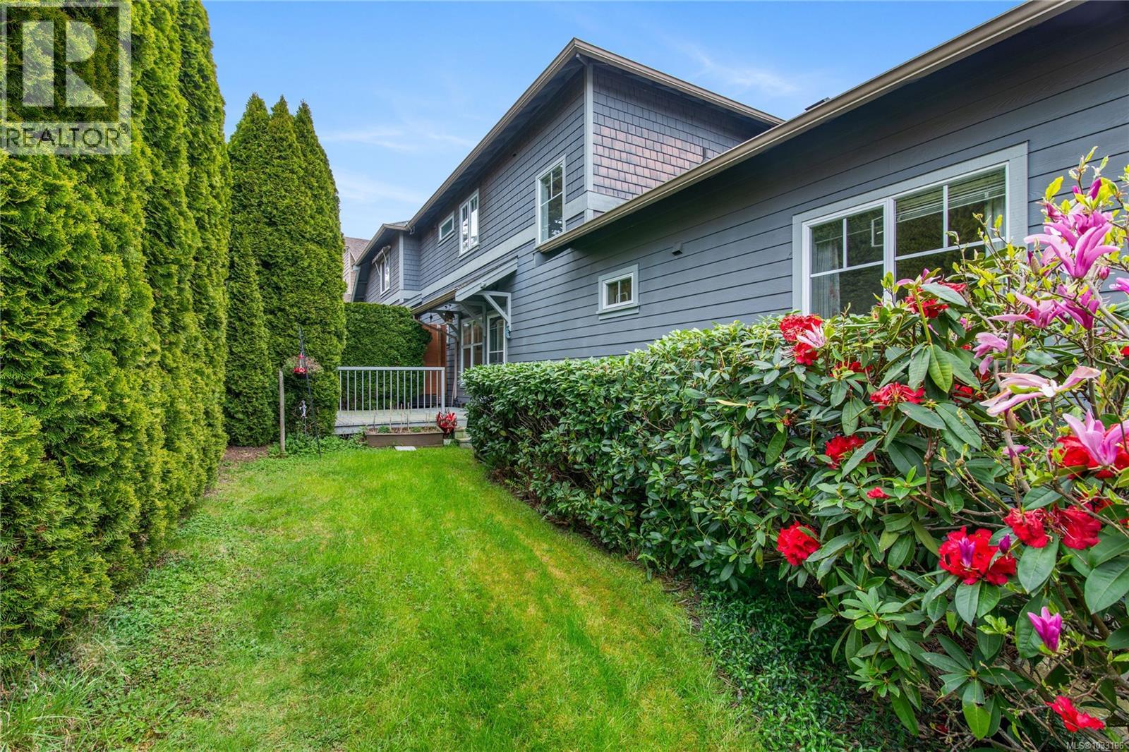 #4 4073 Blackberry Lane - 29
