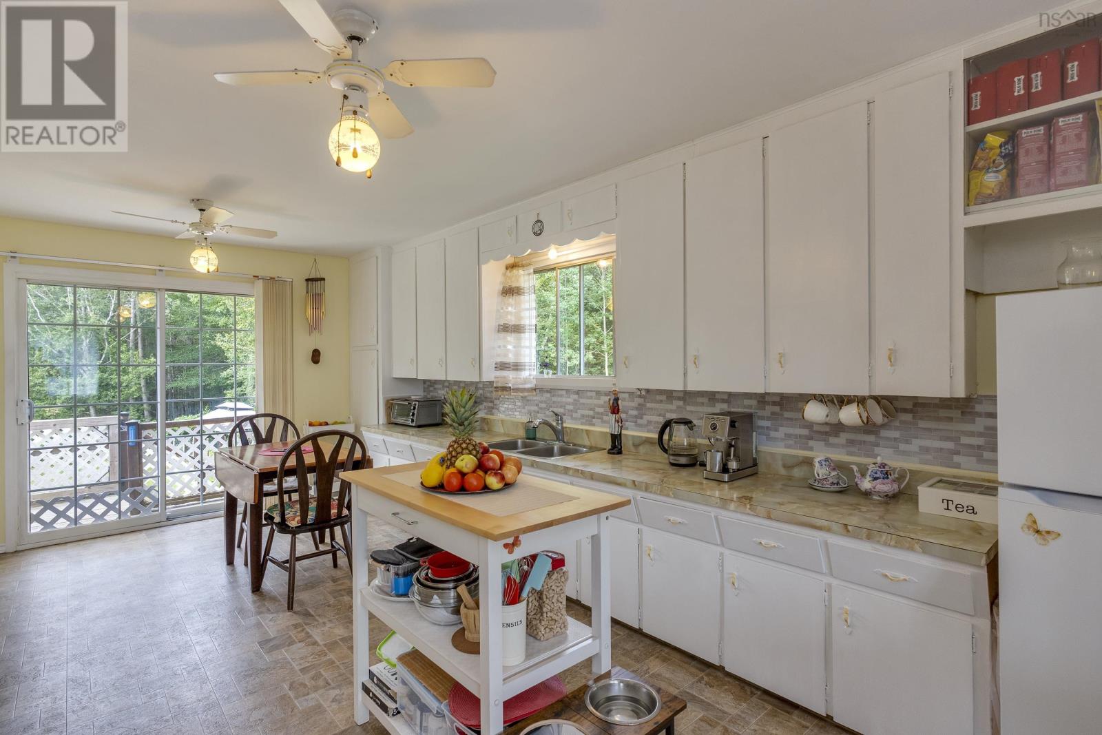 2282 Patrice Road - 8