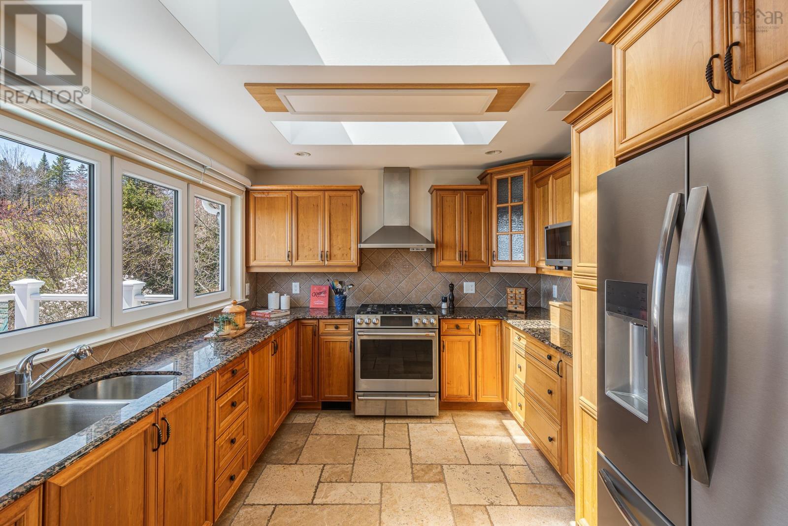 Property 36 of 40 of 129 Masons Point Road