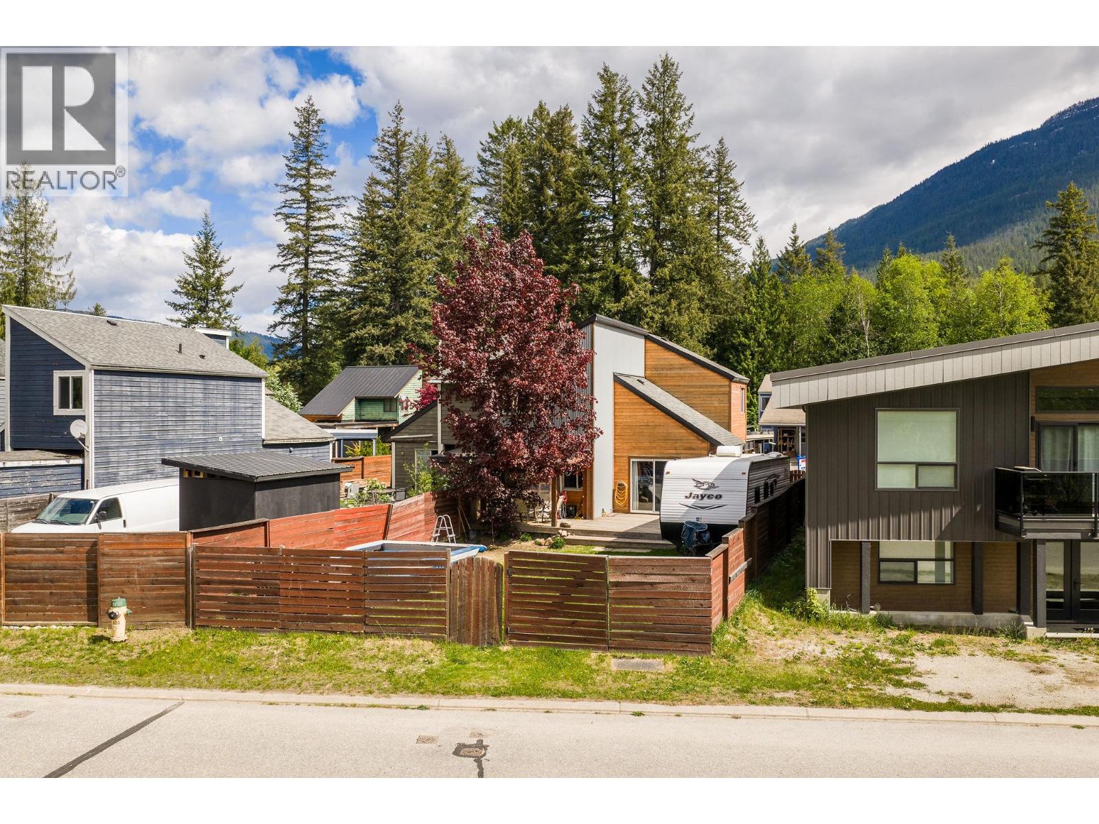 133 Greely Crescent, Revelstoke
