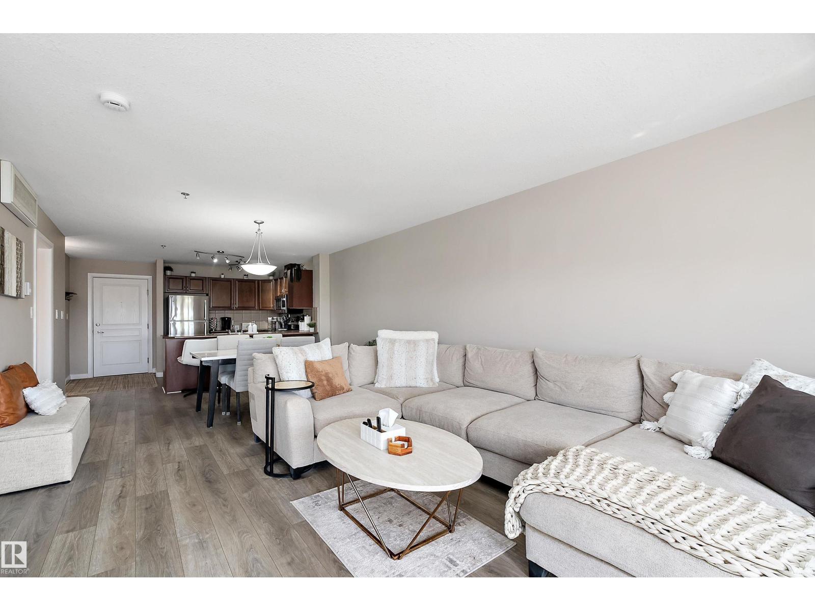 #301 530 HOOKE RD NW - 20