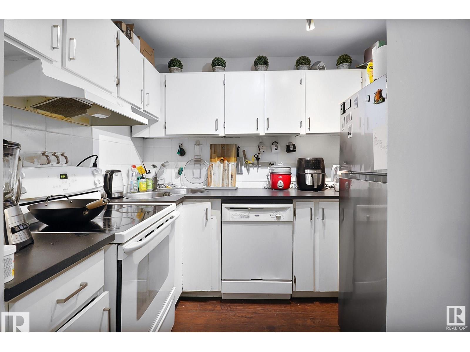 207 10138 116 st NW NW - Image 2