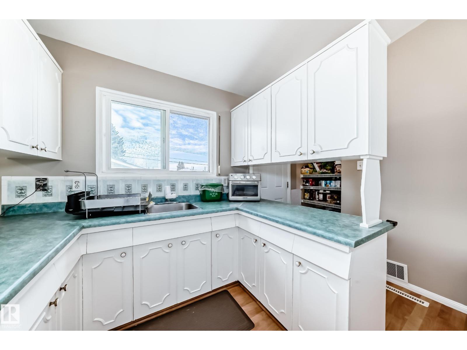 13419 70 ST NW, Edmonton