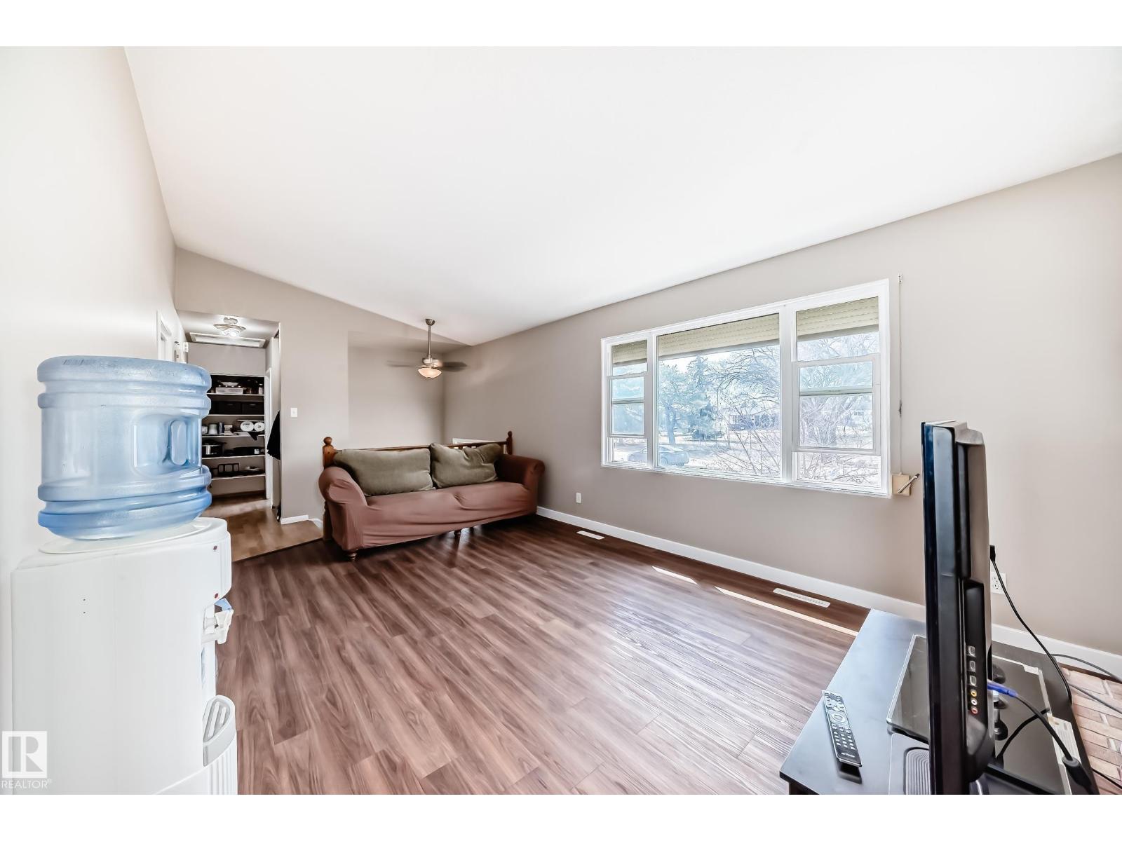 13419 70 ST NW, Edmonton