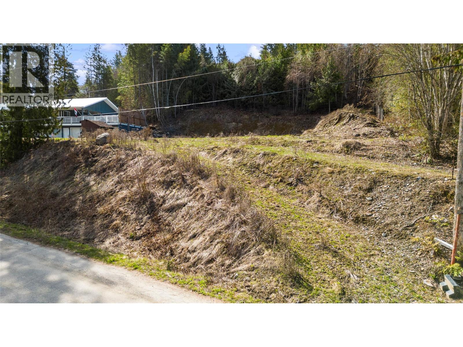  2622 Woodland Place, Blind Bay