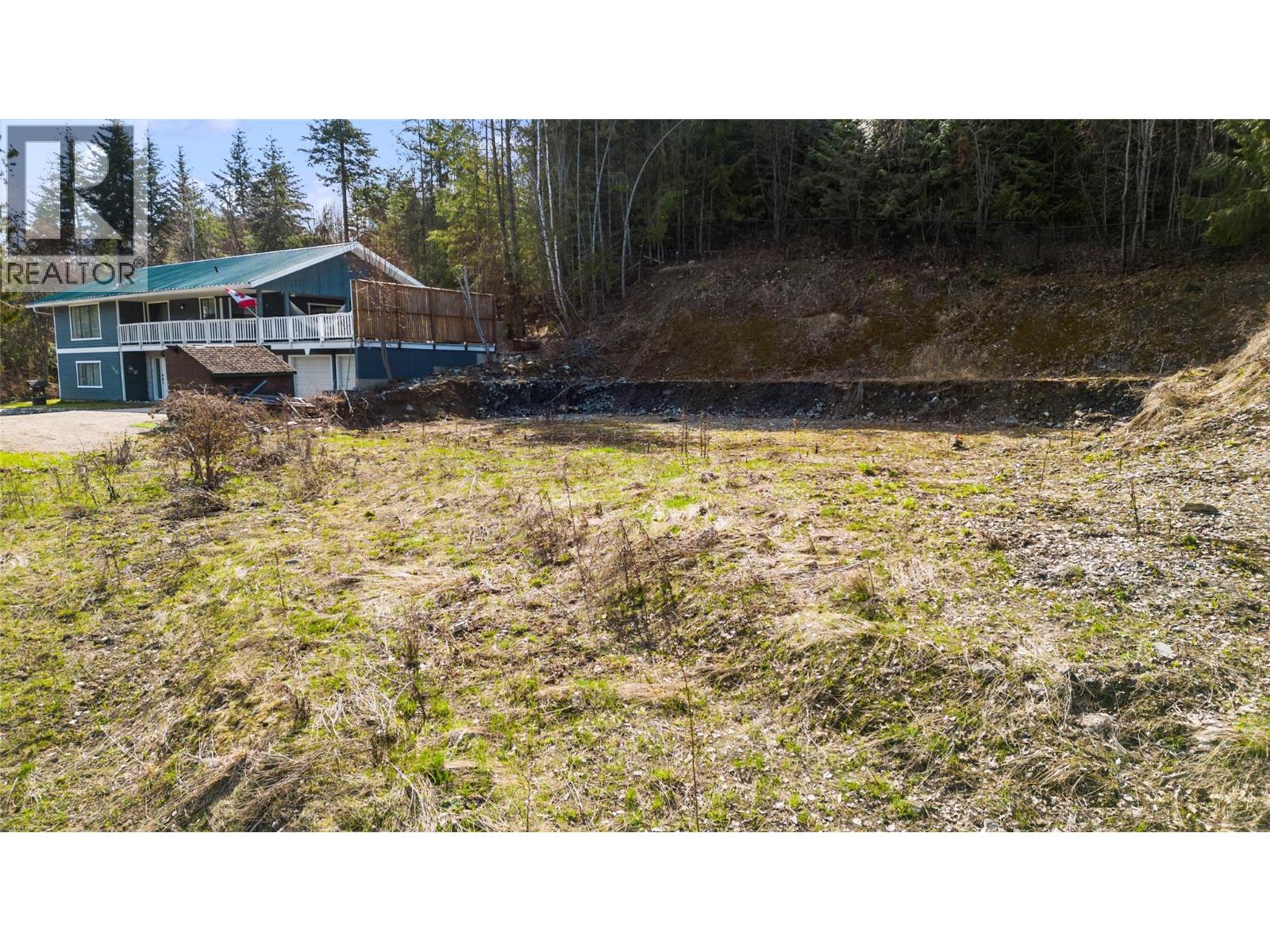  2622 Woodland Place, Blind Bay