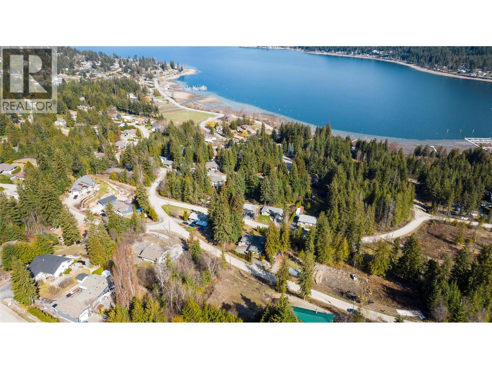  2622 Woodland Place, Blind Bay