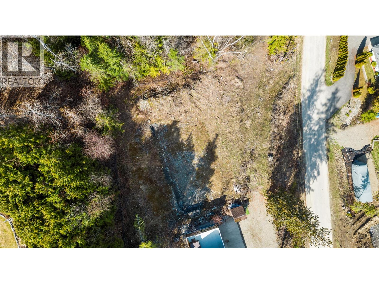  2622 Woodland Place, Blind Bay