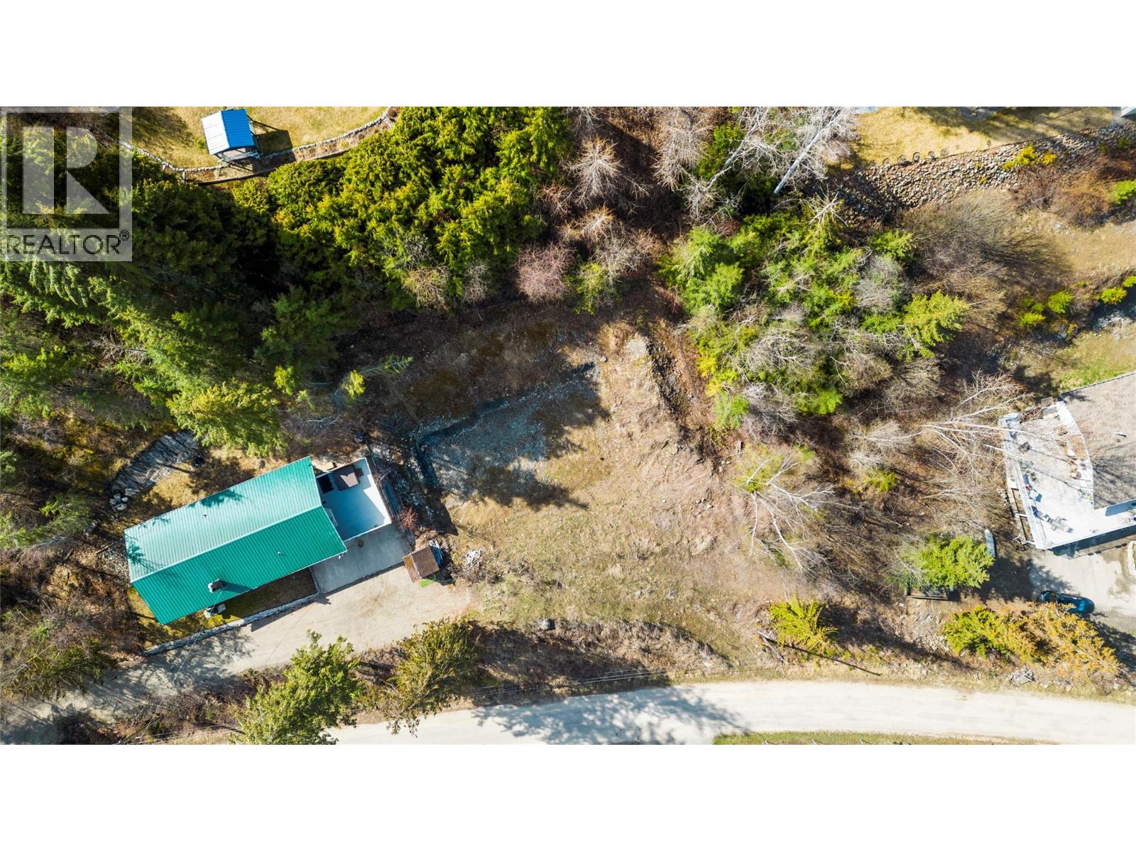  2622 Woodland Place, Blind Bay