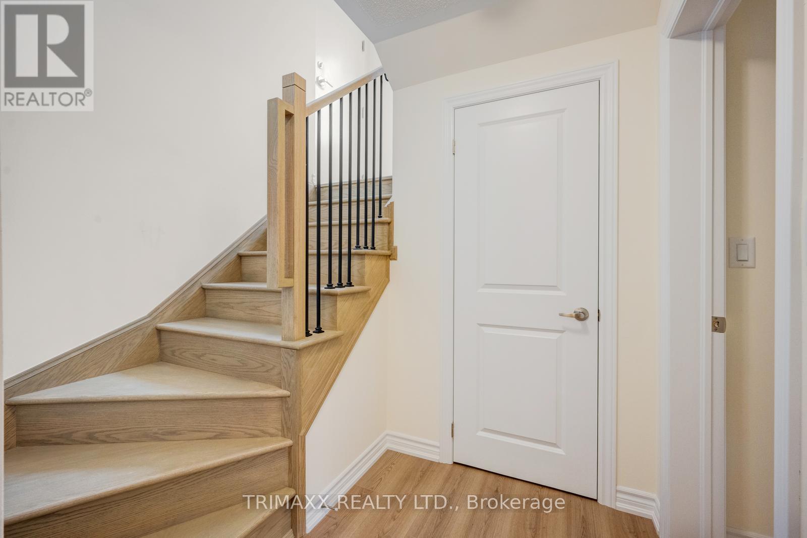#70F 173 PETCH AVENUE - 21