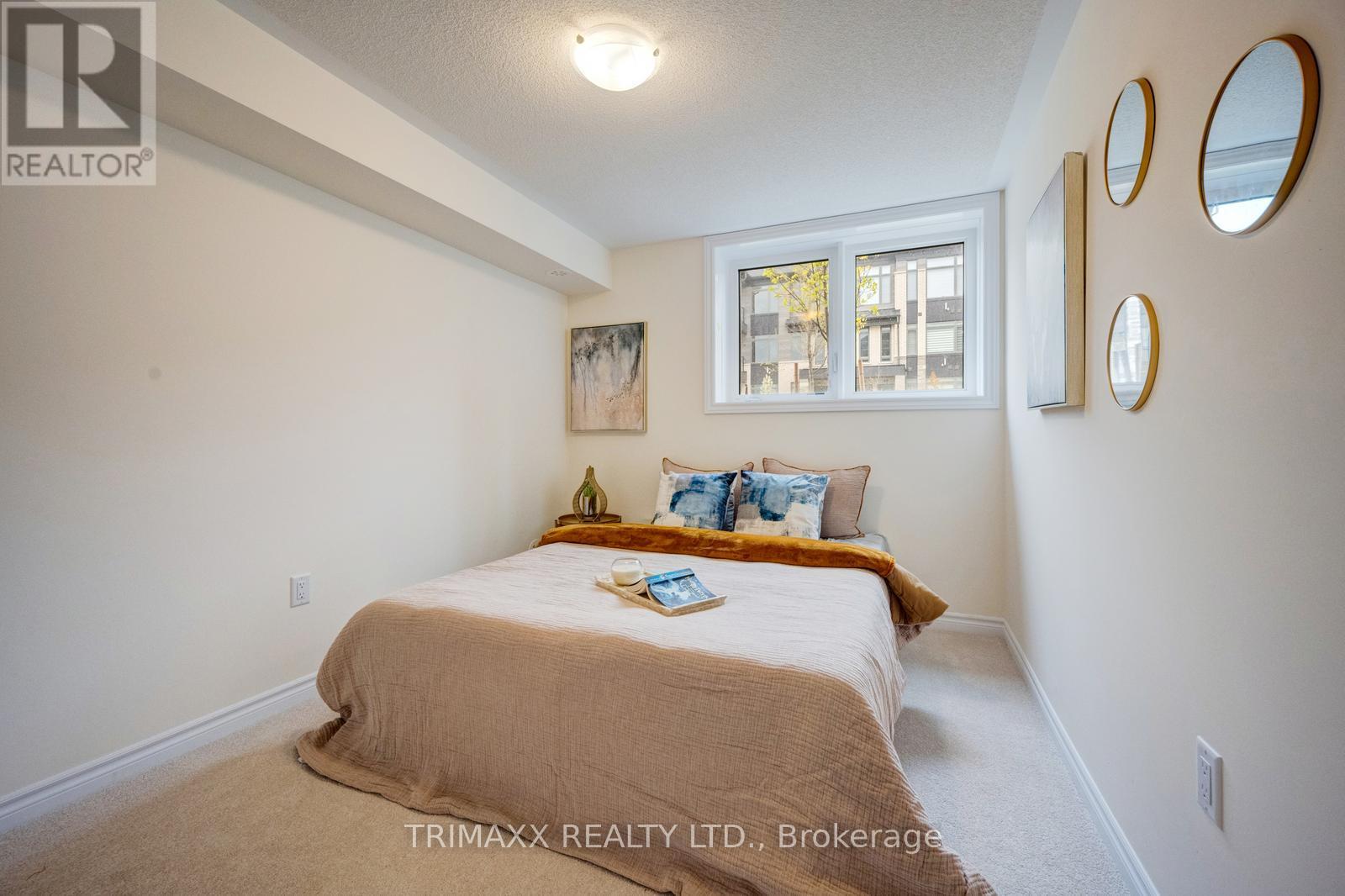 #70F 173 PETCH AVENUE - 28