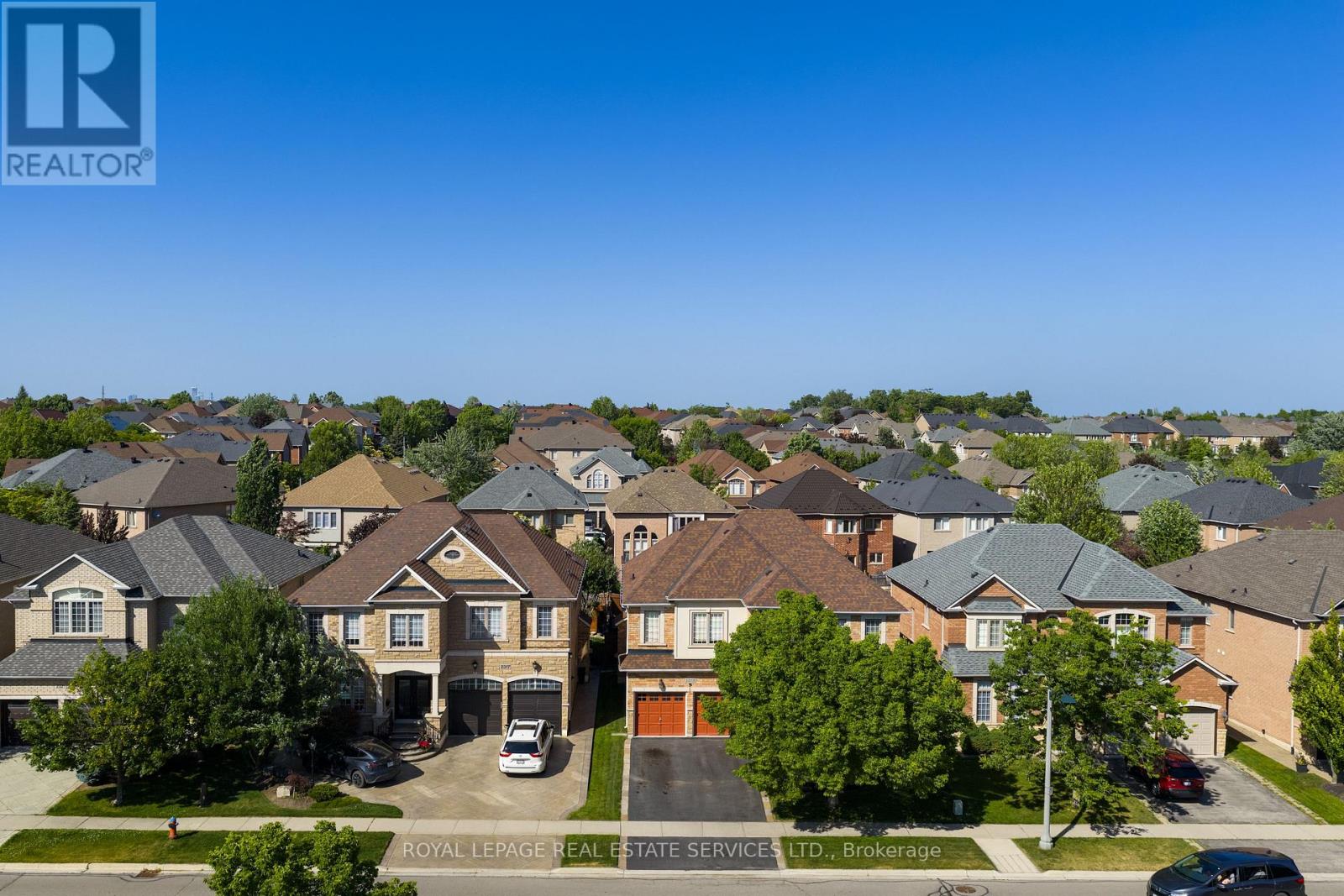 2313 CORONATION DRIVE - 46