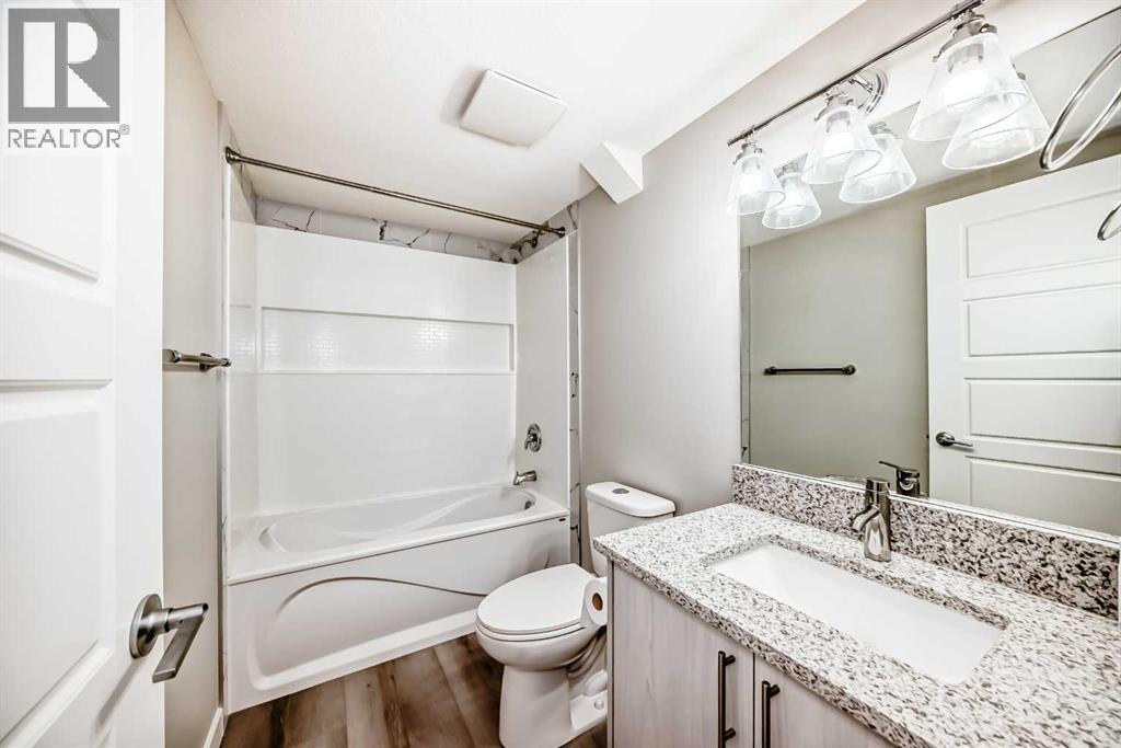 10097 46 Street NE - 32