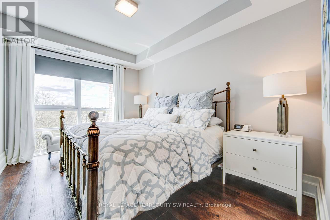 #605 3 SOUTHVALE DRIVE - 32