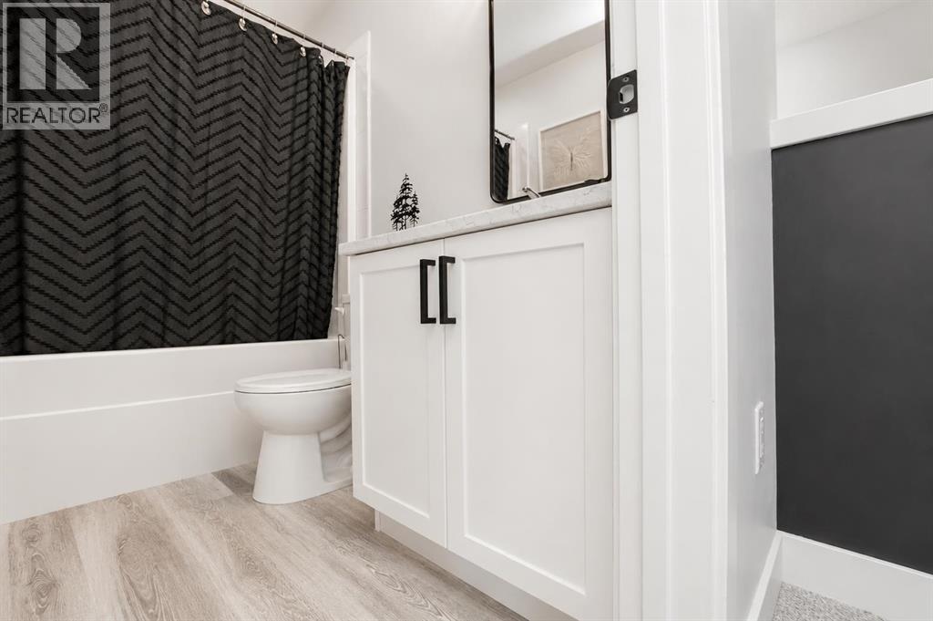8814 85A Avenue - 24