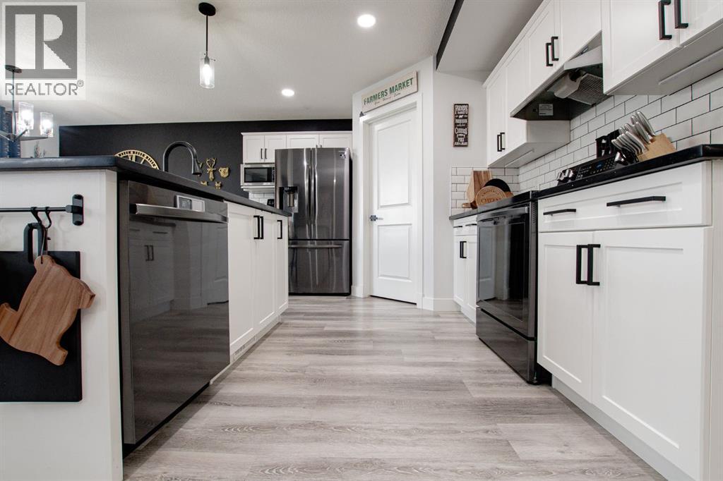 8814 85A Avenue - 12