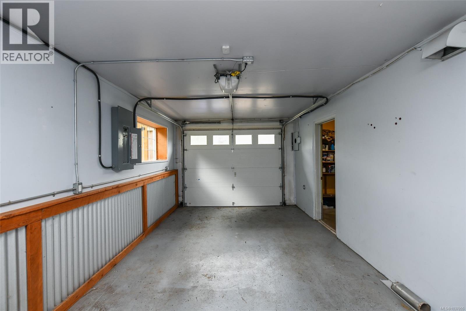 30 Rod & Gun Rd - 34