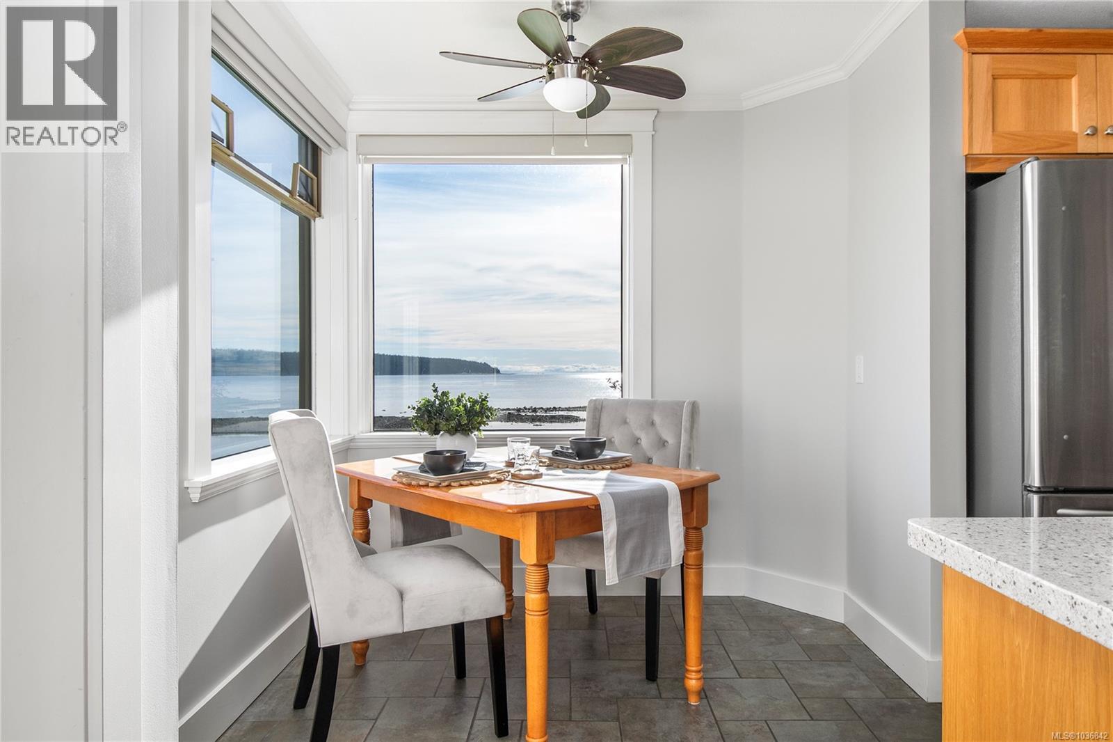 #2203 27 Island Hwy S - 5