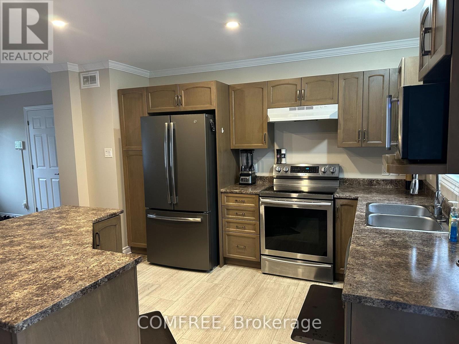 140 RUSSETT DRIVE - 12