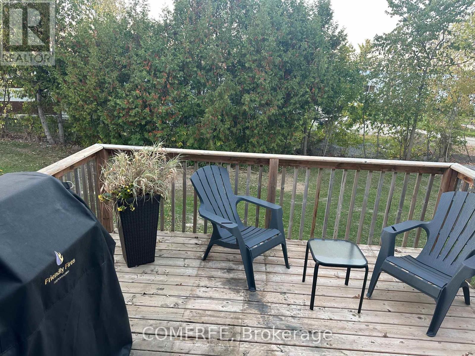 140 RUSSETT DRIVE - 5