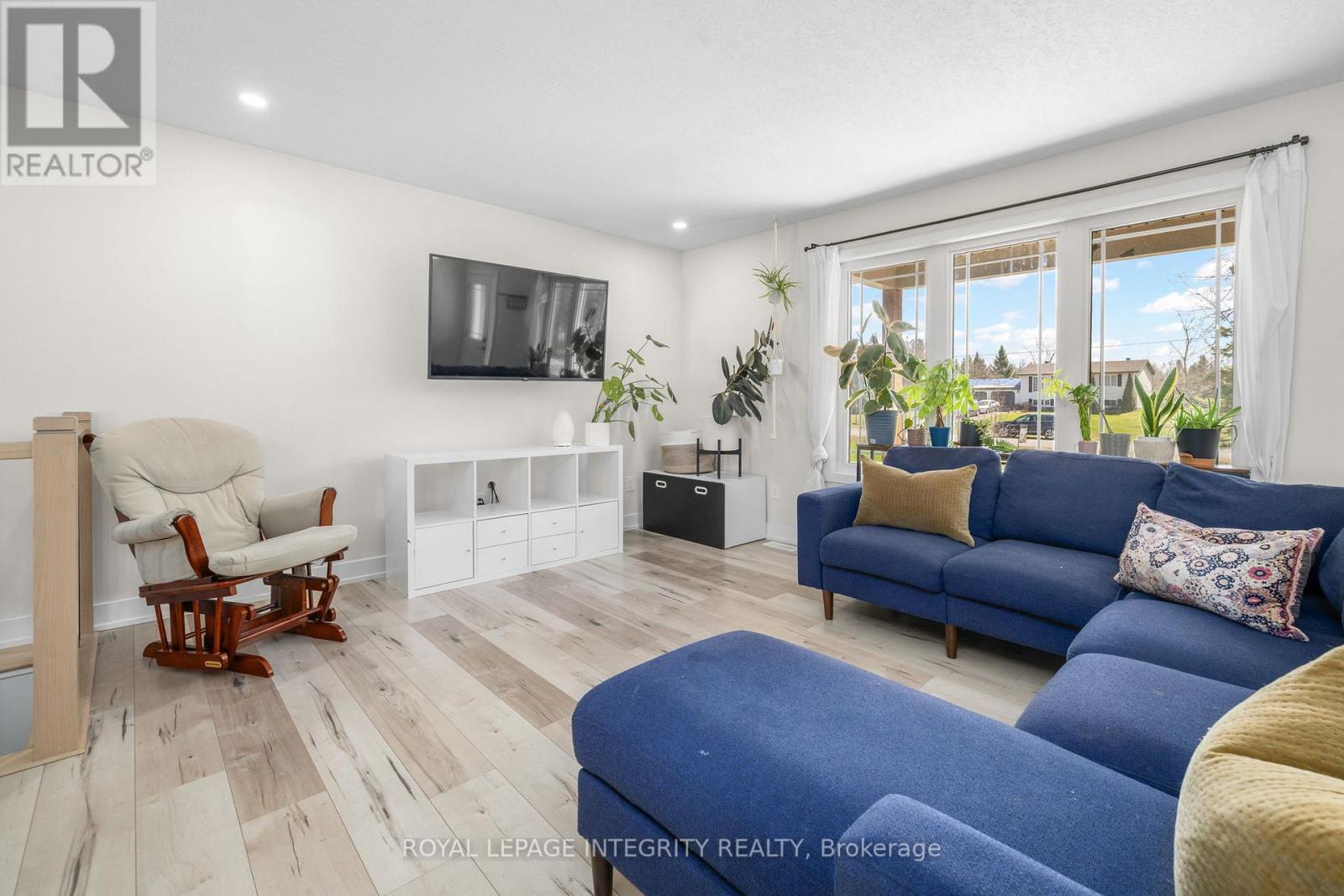3136 TRILLIUM WAY - 24