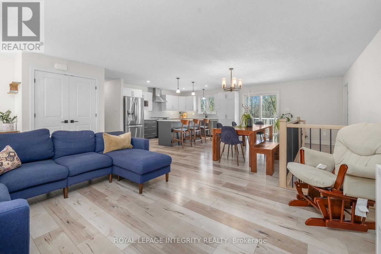 3136 TRILLIUM WAY - 25