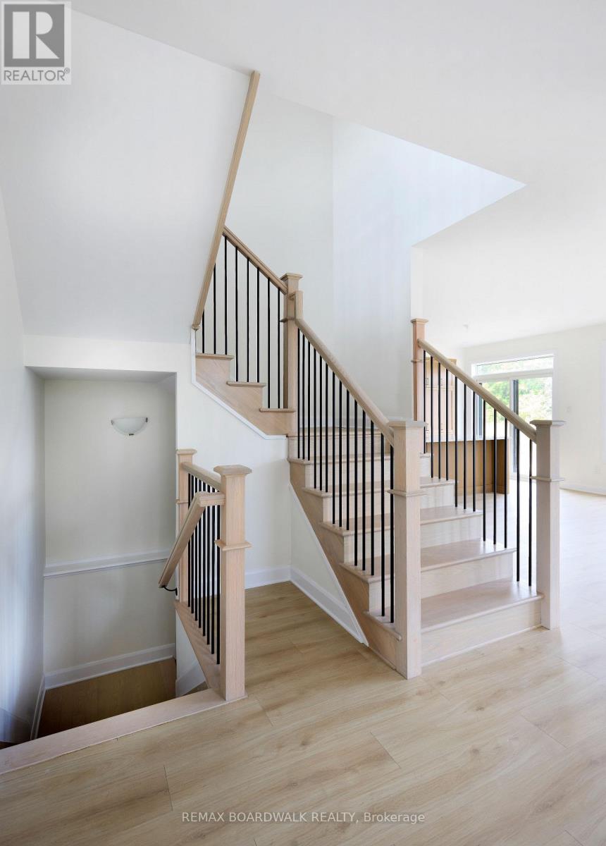 724 KENNY GORDON AVENUE - 19