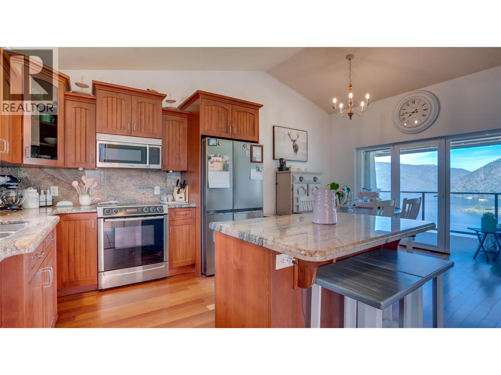102 500 Old Spallumcheen Road, Sicamous