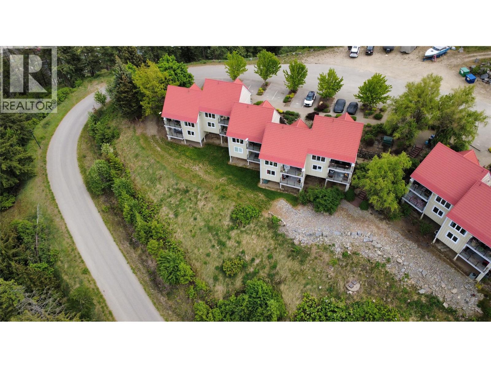 102 500 Old Spallumcheen Road, Sicamous