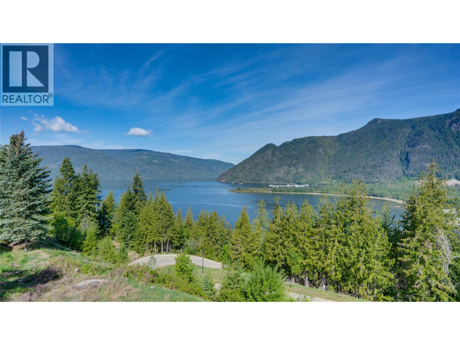 102 500 Old Spallumcheen Road, Sicamous