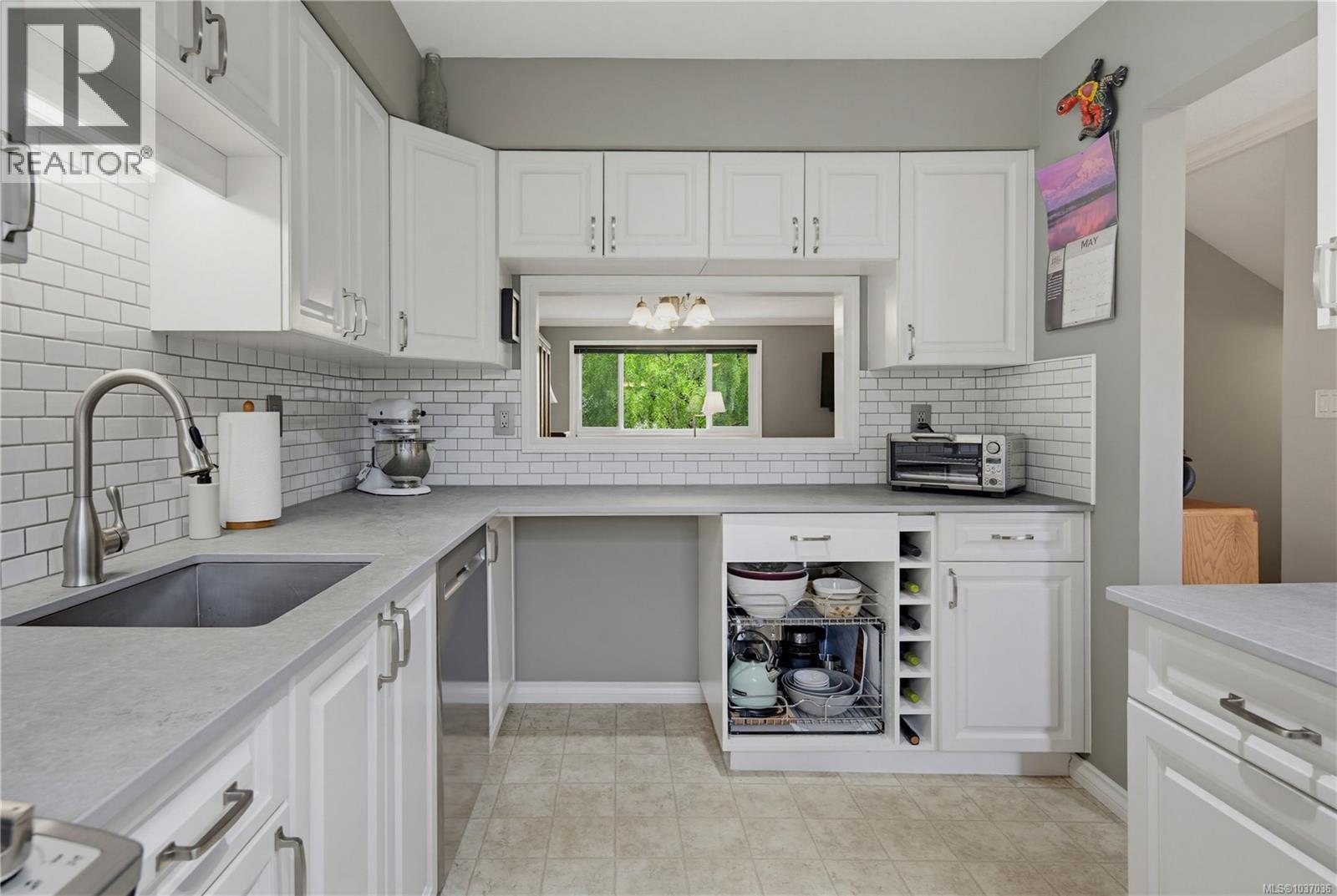 #6 3981 Nelthorpe St - 4