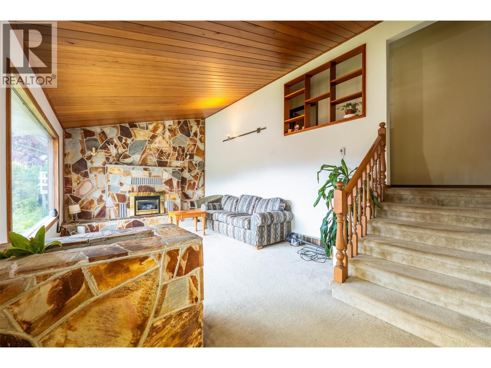 703 West Innes Street - 12