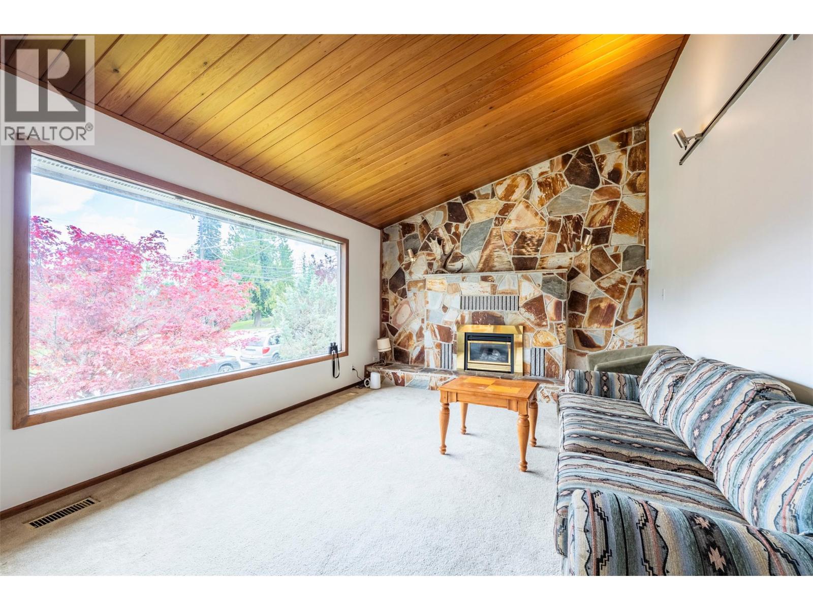 703 West Innes Street - 14