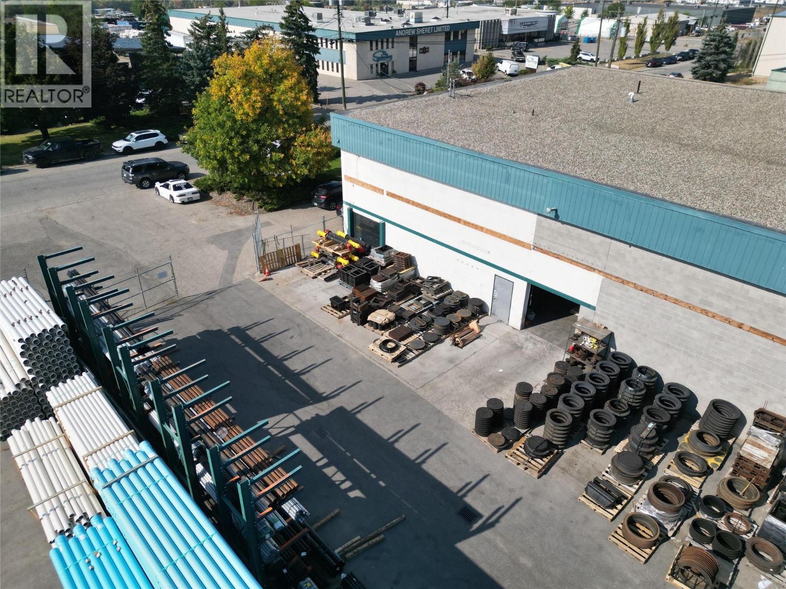  921 Waddington Drive, Vernon