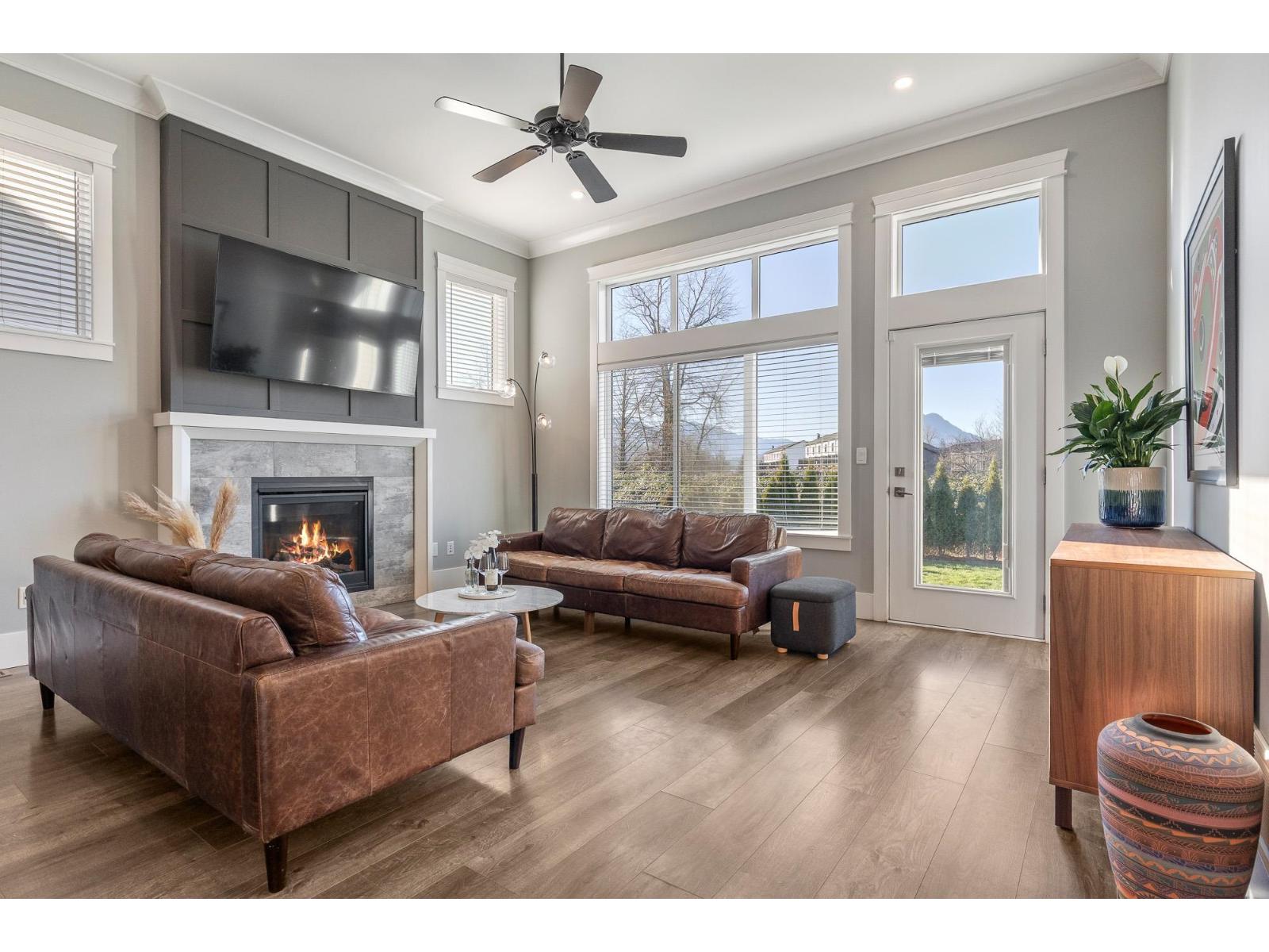 3 Bed, 3 Bath Apartment for Sale in Chilliwack – 113 46213 HAKWELES ROAD, Sardis East Vedder, Chilliwack – MLS# R3112755 - Image 4