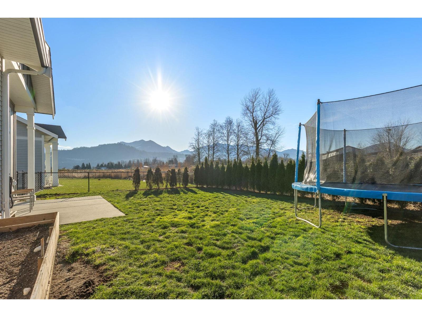 3 Bed, 3 Bath Apartment for Sale in Chilliwack – 113 46213 HAKWELES ROAD, Sardis East Vedder, Chilliwack – MLS# R3112755 - Image 13