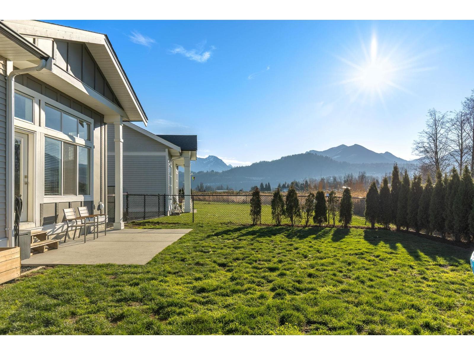3 Bed, 3 Bath Apartment for Sale in Chilliwack – 113 46213 HAKWELES ROAD, Sardis East Vedder, Chilliwack – MLS# R3112755 - Image 6