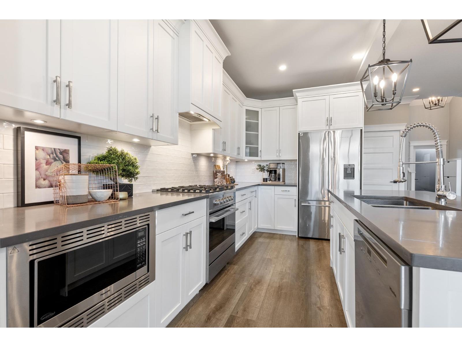 3 Bed, 3 Bath Apartment for Sale in Chilliwack – 113 46213 HAKWELES ROAD, Sardis East Vedder, Chilliwack – MLS# R3112755 - Image 8