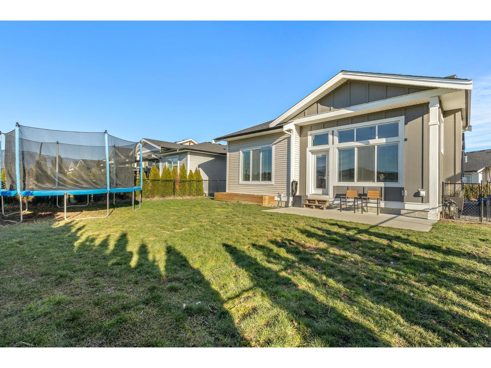 3 Bed, 3 Bath Apartment for Sale in Chilliwack – 113 46213 HAKWELES ROAD, Sardis East Vedder, Chilliwack – MLS# R3112755 - Image 5