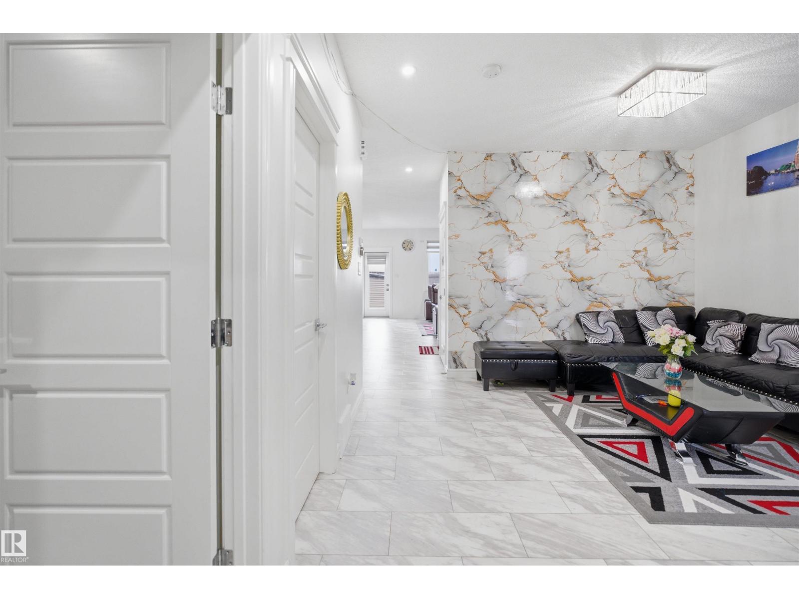 1315 20 ST NW - 9