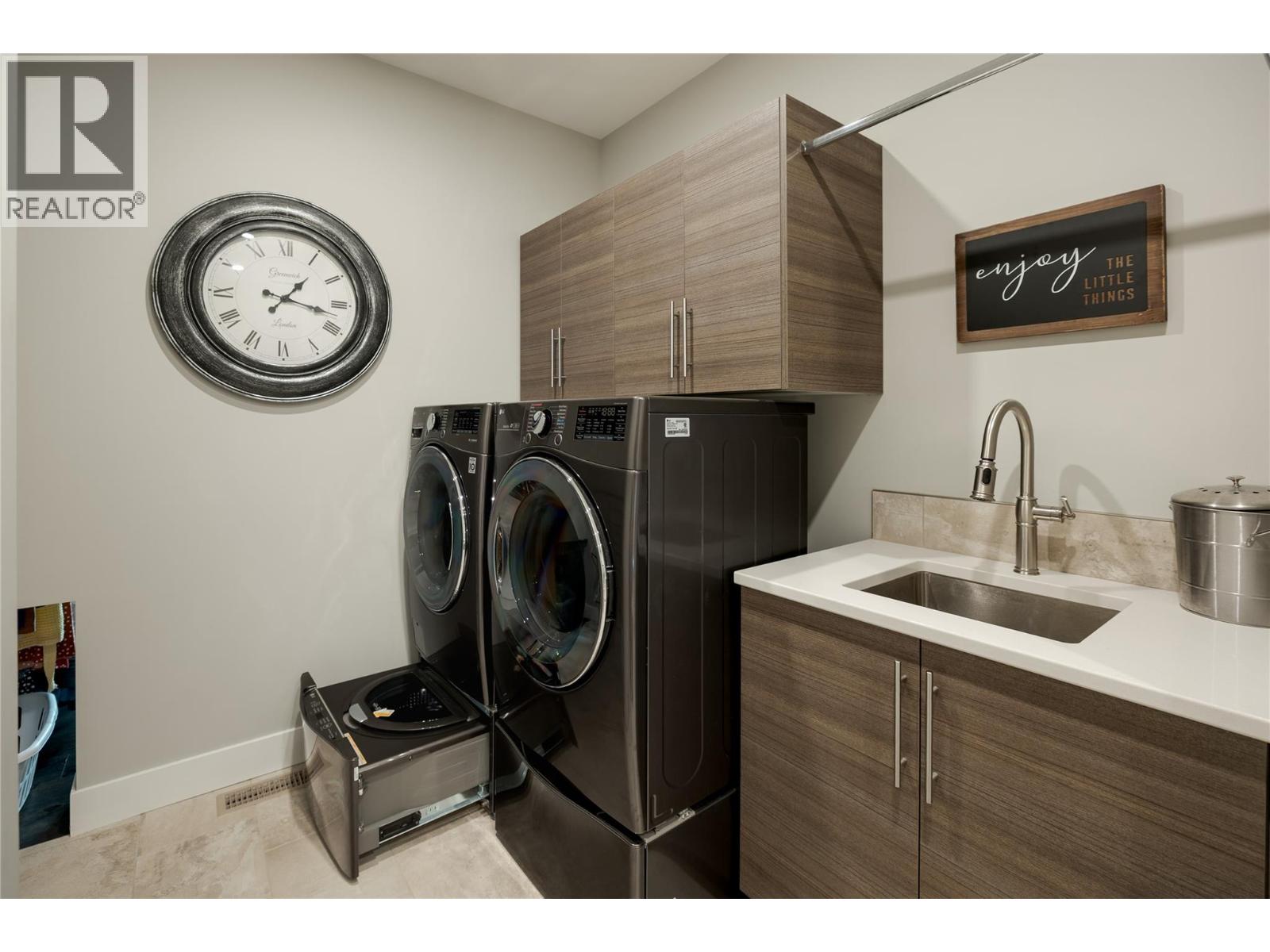  2501 Tallus Heights Drive, West Kelowna
