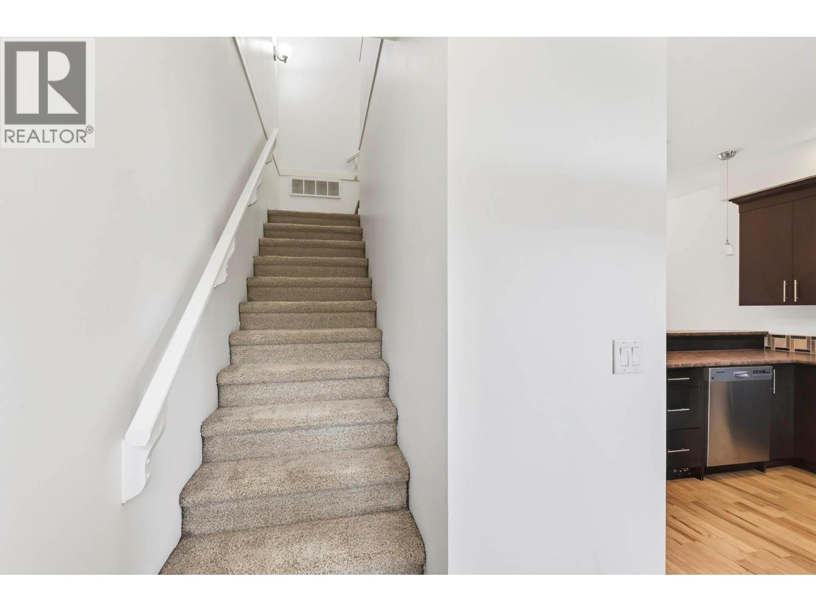 #25 2860 Valleyview Drive - 16