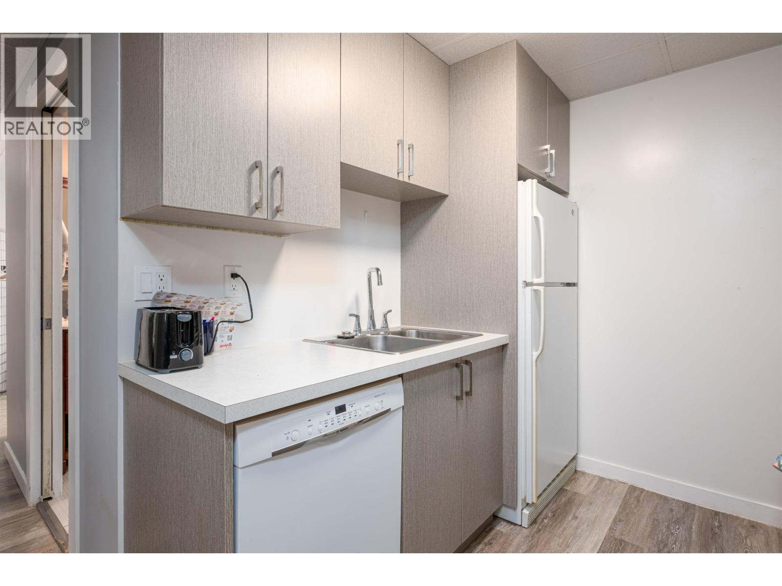 2761 PETERSEN ROAD - 20