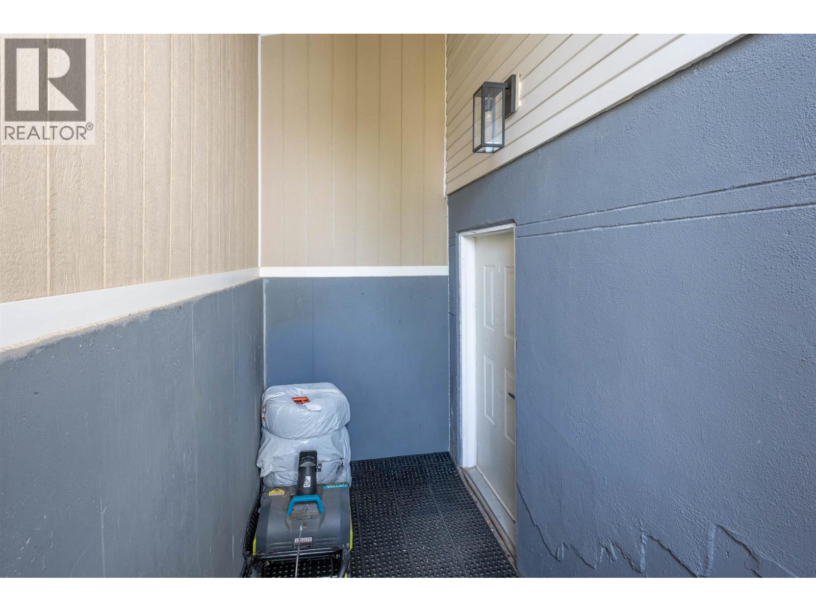 2761 PETERSEN ROAD - 30