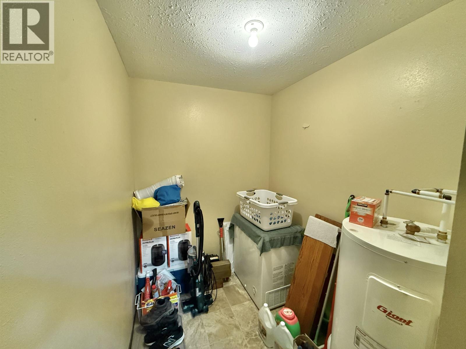 #203 625 REID STREET - 19