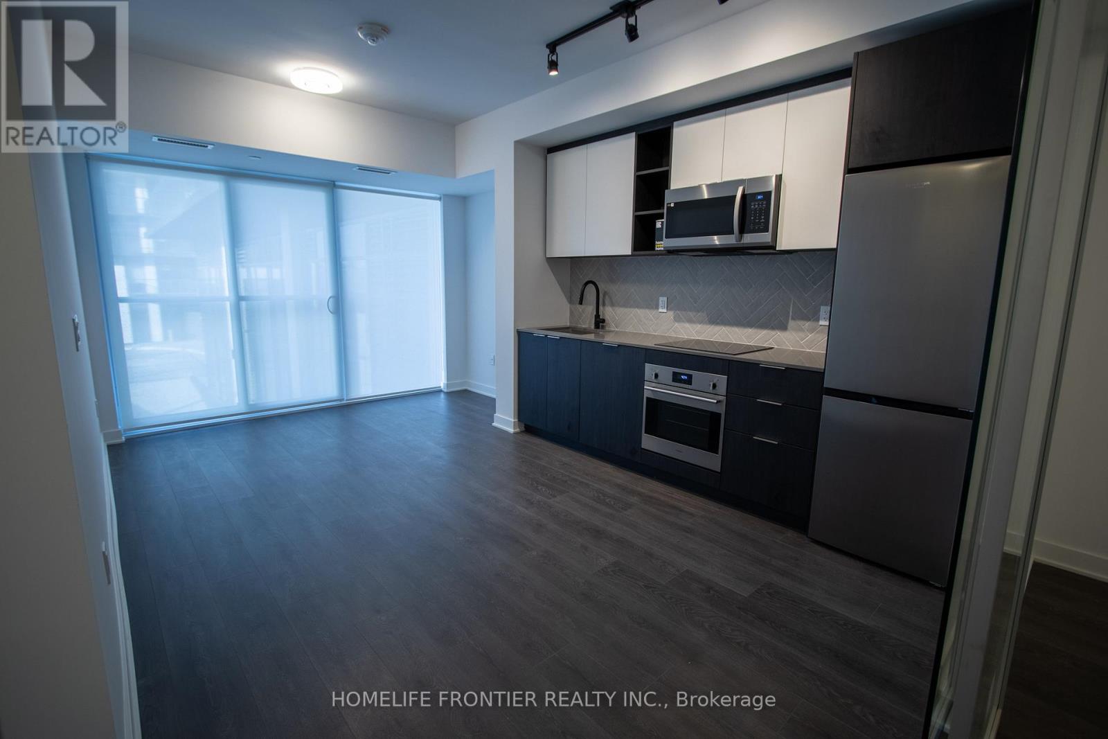 #211 36 ZORRA STREET - 5
