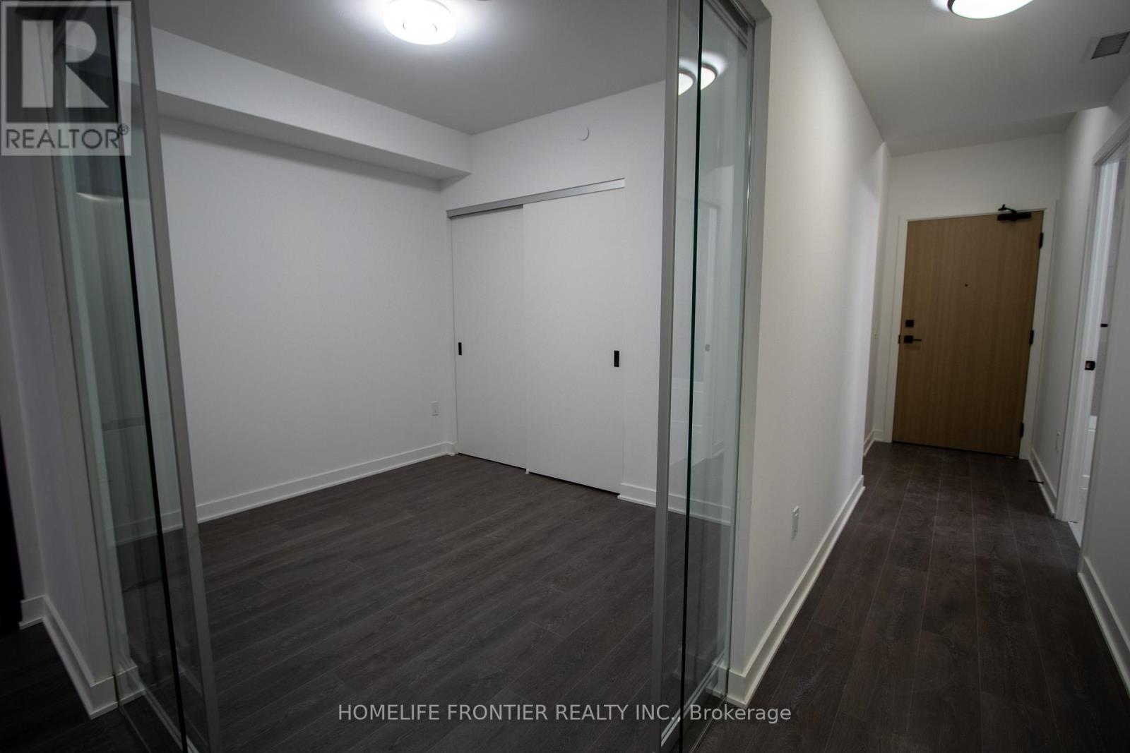 #211 36 ZORRA STREET - 8
