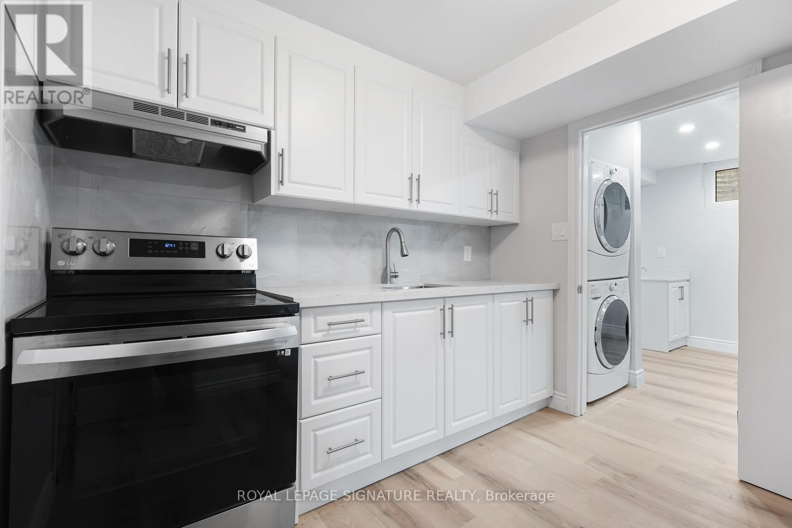 17 NORFIELD CRESCENT - 28